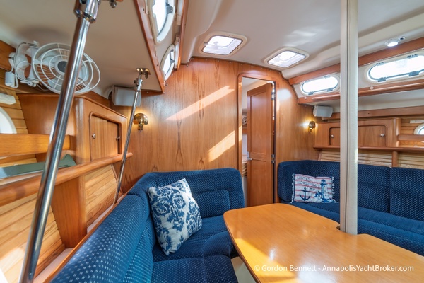 Water Colors 38ft Catalina Yacht For Sale