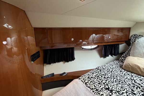 Knotty IV 46ft Regal Yacht For Sale