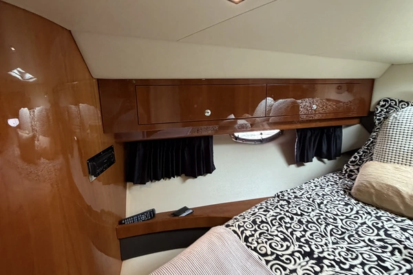 Regal 46 Sports Coupe Yacht For Sale