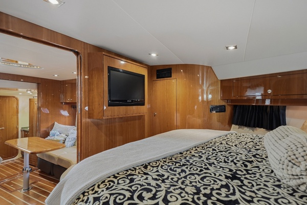 Knotty IV 46ft Regal Yacht For Sale