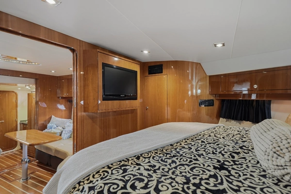 Regal 46 Sports Coupe Yacht For Sale