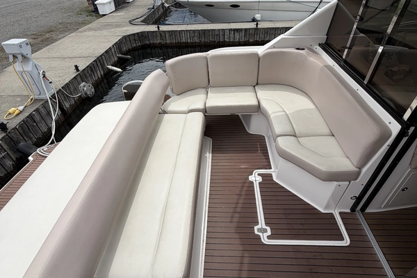 Regal 46 Sports Coupe Yacht For Sale