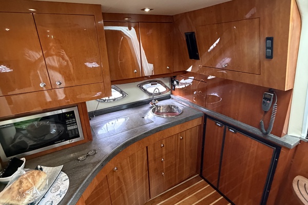 Knotty IV 46ft Regal Yacht For Sale