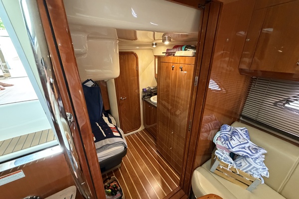 Knotty IV 46ft Regal Yacht For Sale