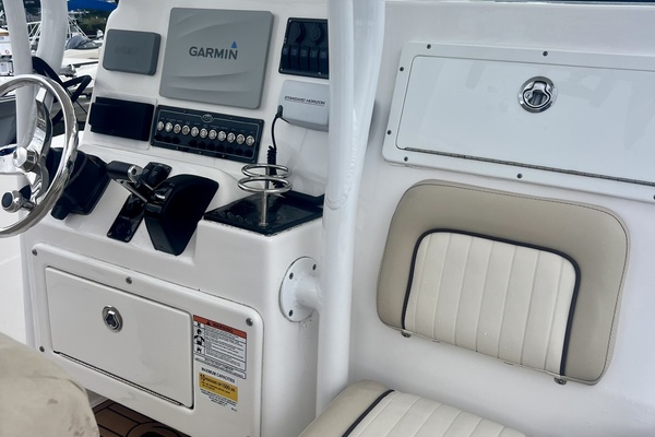 24ft Sea Fox Yacht For Sale