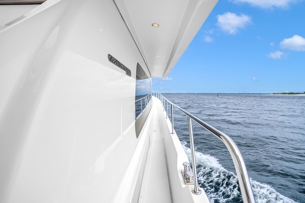 CABANA 85ft Pacific Mariner Yacht For Sale