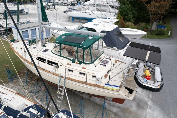 Island Packet 445 Yacht For Sale