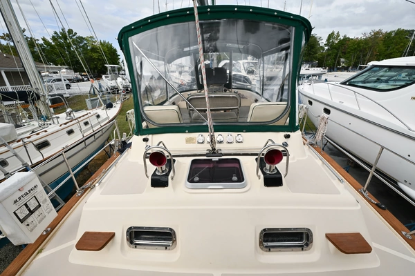 Island Packet 445 Yacht For Sale