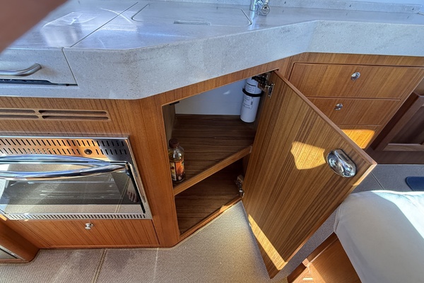 Salt  amp  Light II 37ft Targa Yacht For Sale