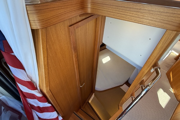 Salt  amp  Light II 37ft Targa Yacht For Sale
