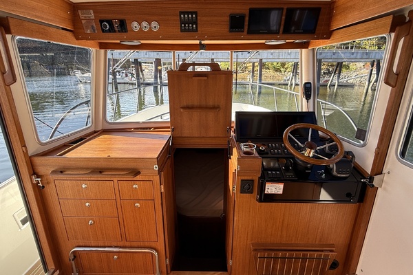 Salt  amp  Light II 37ft Targa Yacht For Sale