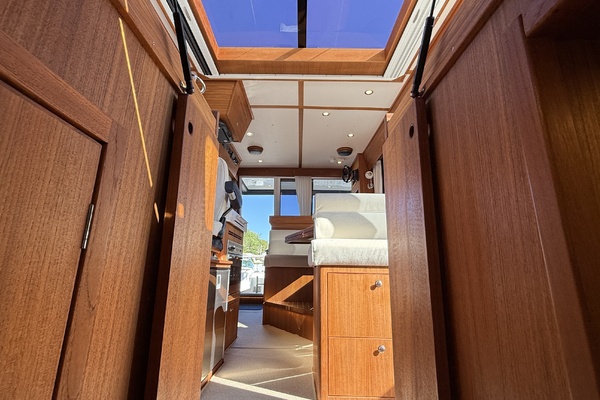 Salt  amp  Light II 37ft Targa Yacht For Sale