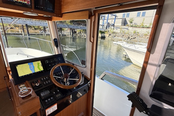 Salt  amp  Light II 37ft Targa Yacht For Sale