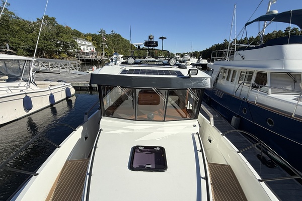 Salt  amp  Light II 37ft Targa Yacht For Sale