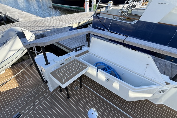 Salt  amp  Light II 37ft Targa Yacht For Sale