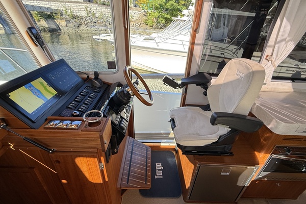 Salt  amp  Light II 37ft Targa Yacht For Sale
