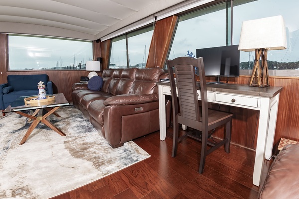 Great Karma 63ft Hatteras Yacht For Sale
