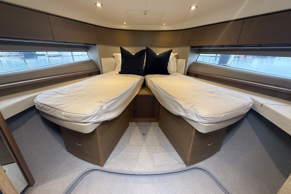 OHANA 45ft Princess Yacht For Sale