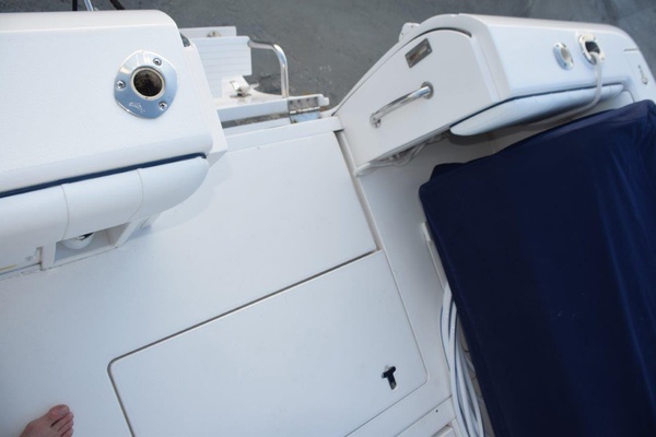 ISLA REINA 39ft Intrepid Yacht For Sale