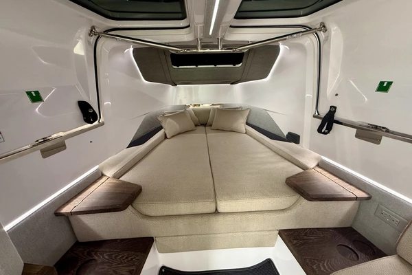 Axopar 37 XC Cross Cabin Yacht For Sale