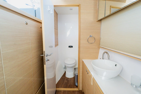 Aquila 54 YACHT Yacht For Sale