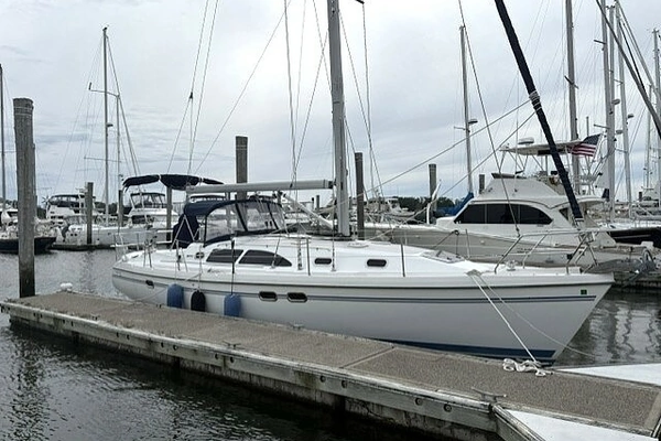 38-ft-Catalina-2009-387- Branford Connecticut United States  yacht for sale