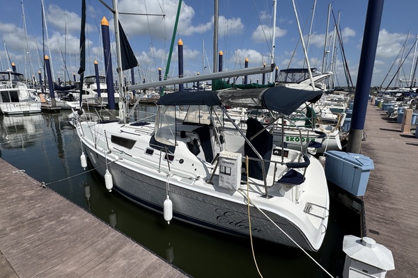 Eileen 31ft Hunter Yacht For Sale