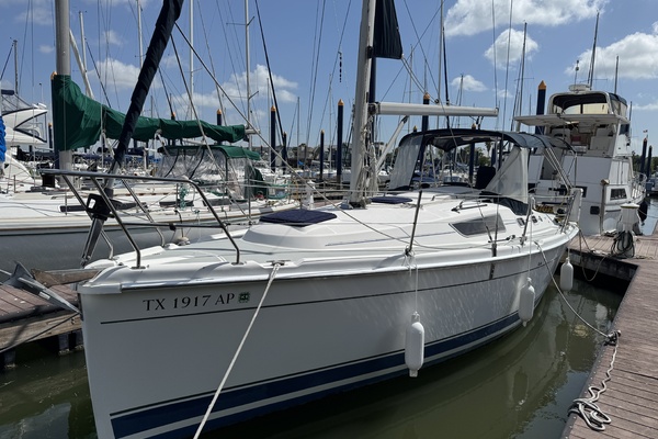 Eileen 31ft Hunter Yacht For Sale