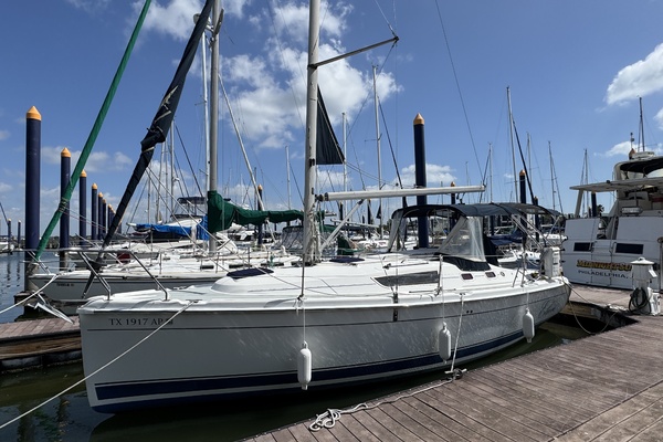 Eileen 31ft Hunter Yacht For Sale