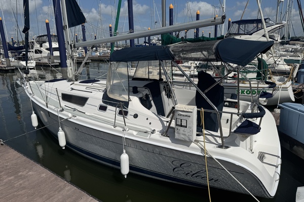 Eileen 31ft Hunter Yacht For Sale