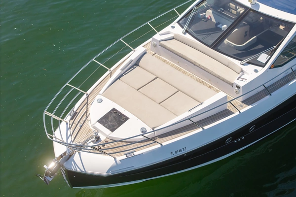 Azimut S6 Yacht For Sale