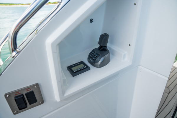50ft Cruisers Yachts Yacht For Sale