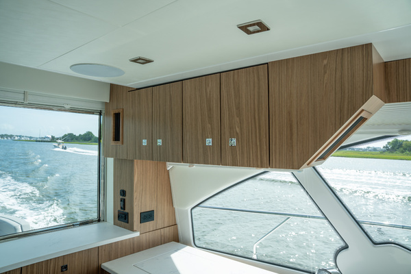 50ft Cruisers Yachts Yacht For Sale
