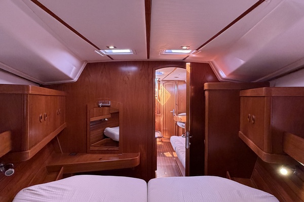 Island Flyer 40ft Wauquiez Yacht For Sale