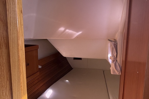 Island Flyer 40ft Wauquiez Yacht For Sale
