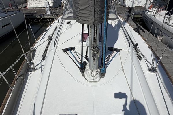 Island Flyer 40ft Wauquiez Yacht For Sale