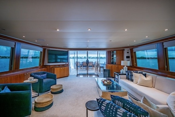 2006Westport 112 ft W112   LILA CUY