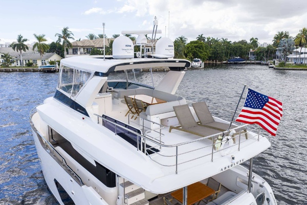 58ft Absolute Yacht For Sale