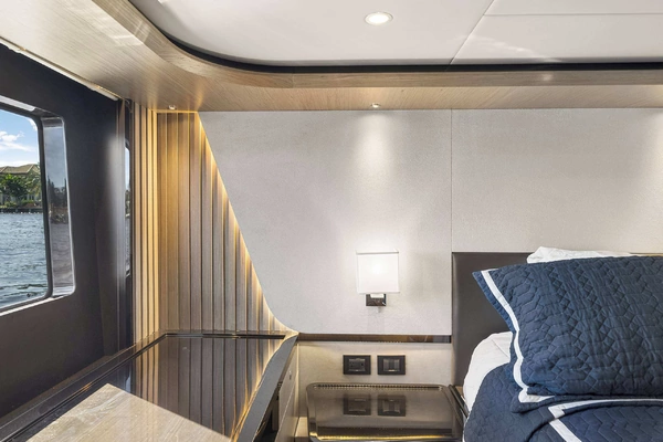Absolute Navetta 58 Yacht For Sale