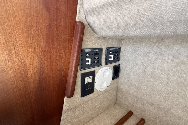 Reliant 36ft American Tug Yacht For Sale