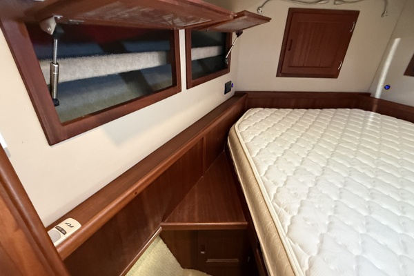 Reliant 36ft American Tug Yacht For Sale