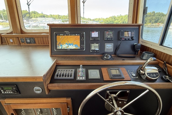 Reliant 36ft American Tug Yacht For Sale