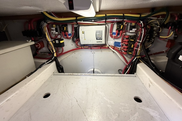 Reliant 36ft American Tug Yacht For Sale