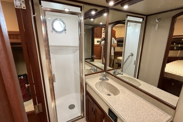 Reliant 36ft American Tug Yacht For Sale