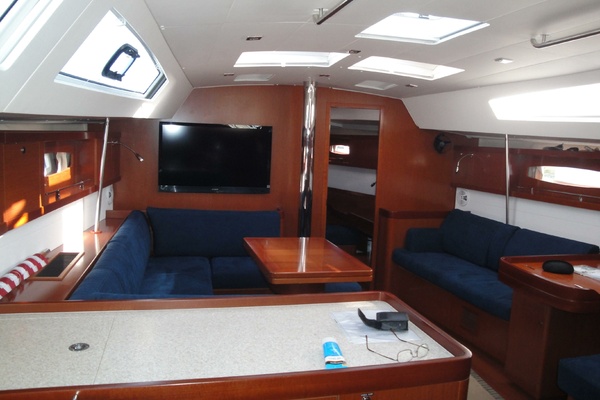 Resolute 50ft Beneteau Yacht For Sale