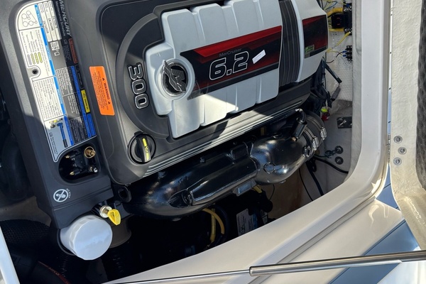 24ft Chaparral Yacht For Sale