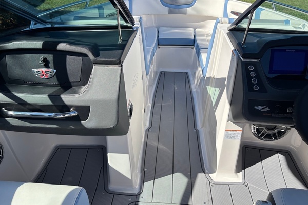 24ft Chaparral Yacht For Sale