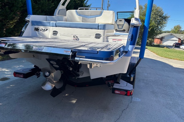 24ft Chaparral Yacht For Sale