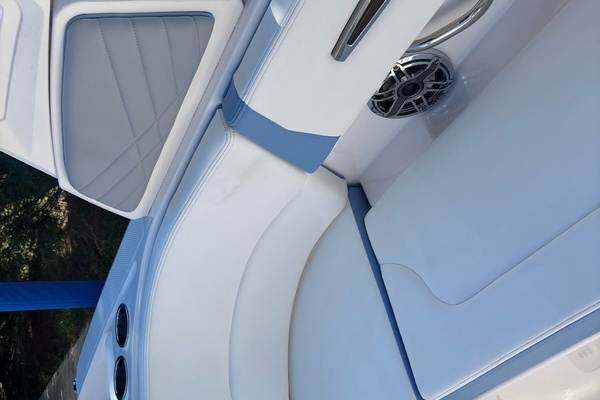24ft Chaparral Yacht For Sale