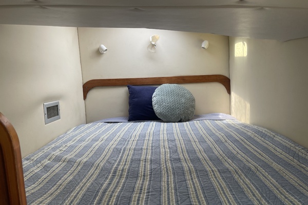 Eloira 39ft Privilege Yacht For Sale